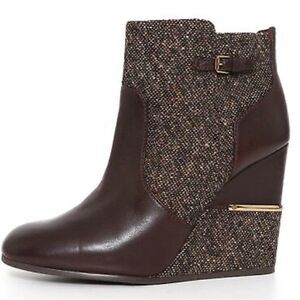 Tory Burch Brown New Cherie Wedge Boots/Booties Sz 6